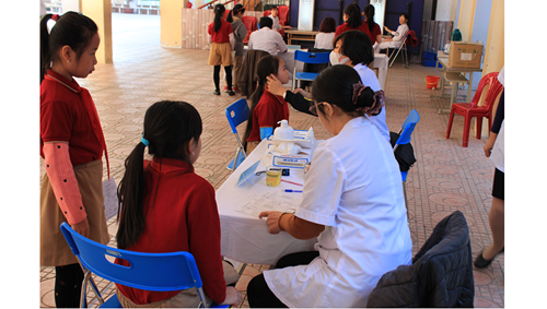 Công tác chăm sóc sức khỏe cho học sinh của trường 
Tiểu học Ái Mộ A trong năm học 2017-2018
